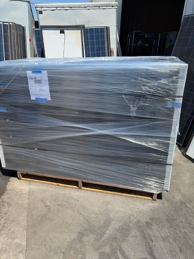 JA Solar 315W Polycrystalline — Used Commercial 3